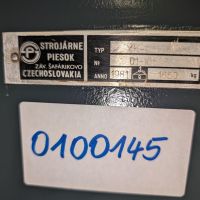 Plegadora oscilante STROJAREN PIESOK XK-2000/2A