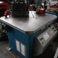 Ausklinkmaschine Tumakon TU 300-8