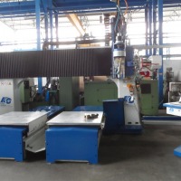 Portal - Bearbeitungszentrum HUBER & GRIMME HG2500T