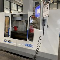 Centro de mecanizado - vertical Mikron Haas VCE 1250