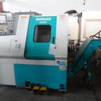 Tokarka CNC DOOSAN G 220