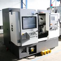 Torno CNC y centro de fresado HWACHEON Cutex 160A