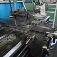 Leit- und Zugspindeldrehmaschine COLCHESTER Triumph 2000