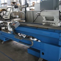Leit- und Zugspindeldrehmaschine MEXPOL TUB 560