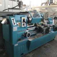 Leit- und Zugspindeldrehmaschine REIDEN T 260 U x1500