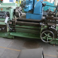 Leit- und Zugspindeldrehmaschine Stanko 1M63