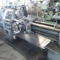 Leit- und Zugspindeldrehmaschine Martin KM 200Z