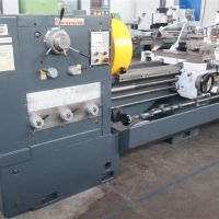 Center Lathe Strunguri SNA 560x2000