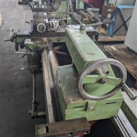 Torno de husillo de roscar o husillo guí STRUNGURI ARAD SNA 800 x 3000