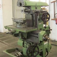 Frezarka uniwersalna WMW-RUHLA FUW 260 x 720