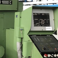 Frezarka uniwersalna MAHO MH 1000 C / 4 Achsen - 4 axis rotary table