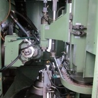 Zahnrad-Abwälzfräsmaschine - vertikal PFAUTER PE150