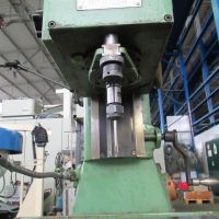 Máquina para tallar roscas Infratirea MFIV 8