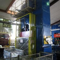 Czterokolumnowa prasa wysięgowa - hydrauliczna DIEFFENBACHER PHP 500