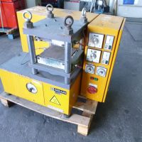 Comp. air,Vacuum,Thermoforming machine COLLIN