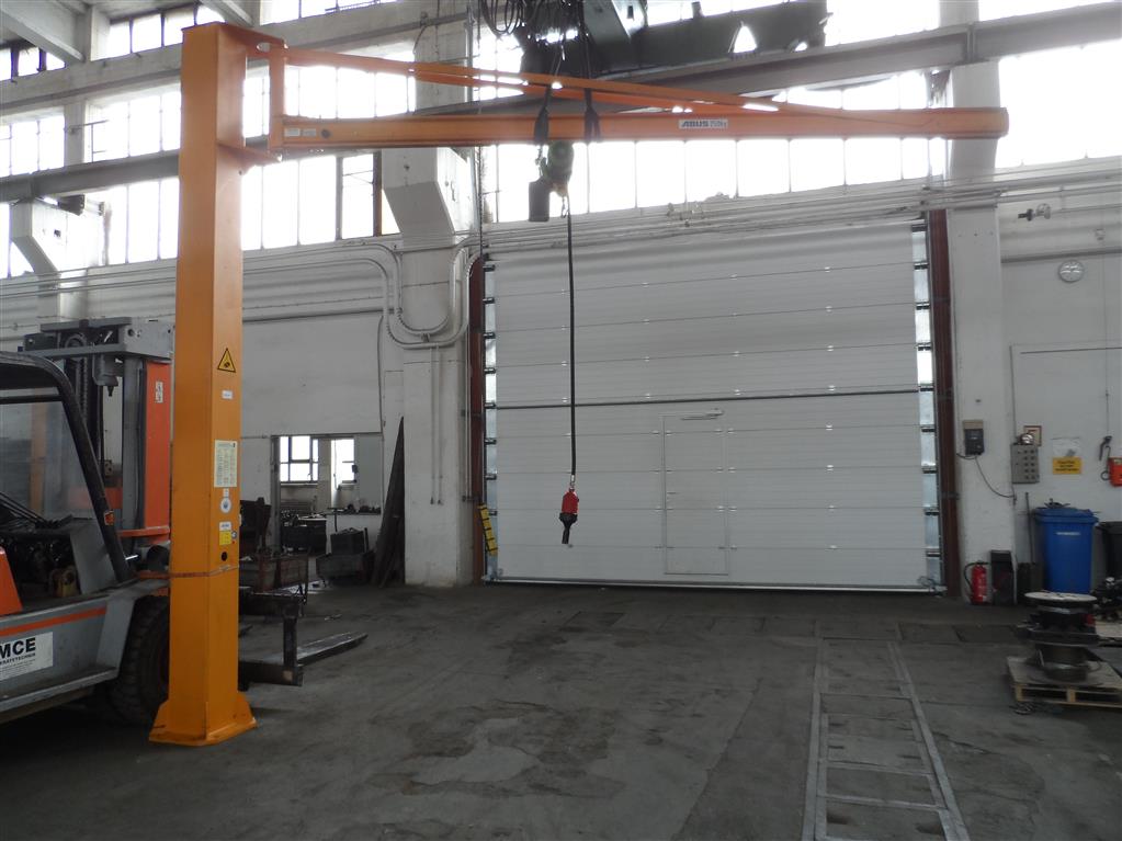 Pillar Type Swivelling Crane | ABUS SDK 250-5000