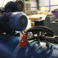 Kolbenkompressor MAHLE COMP AIR OKS